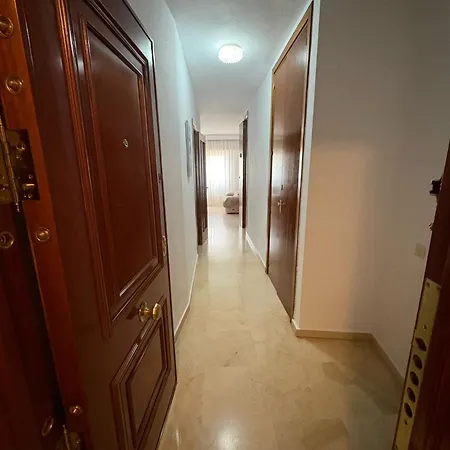 Private Next To The Marina *